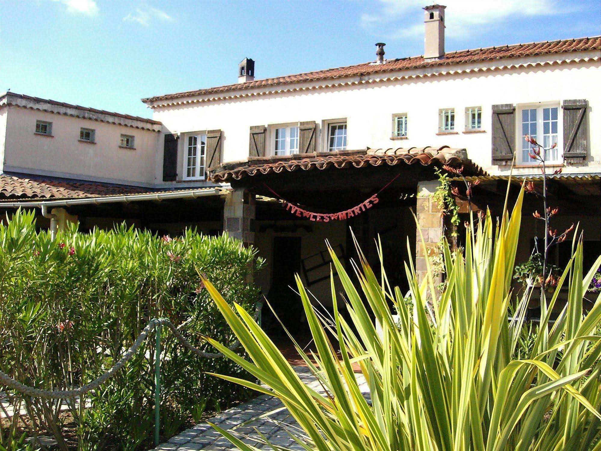 Mas Aurélia B&B Fréjus Esterno foto