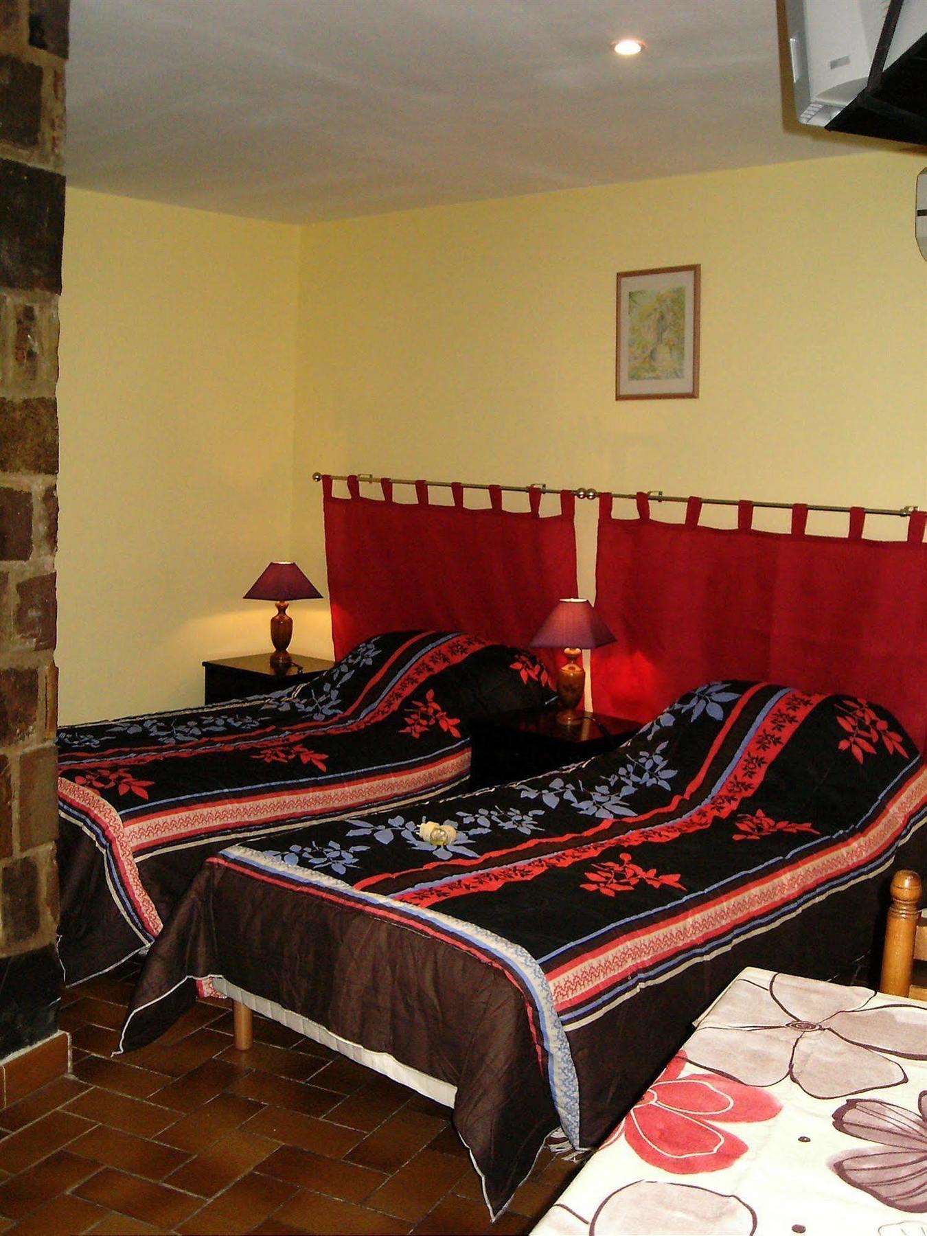 Mas Aurélia B&B Fréjus Esterno foto