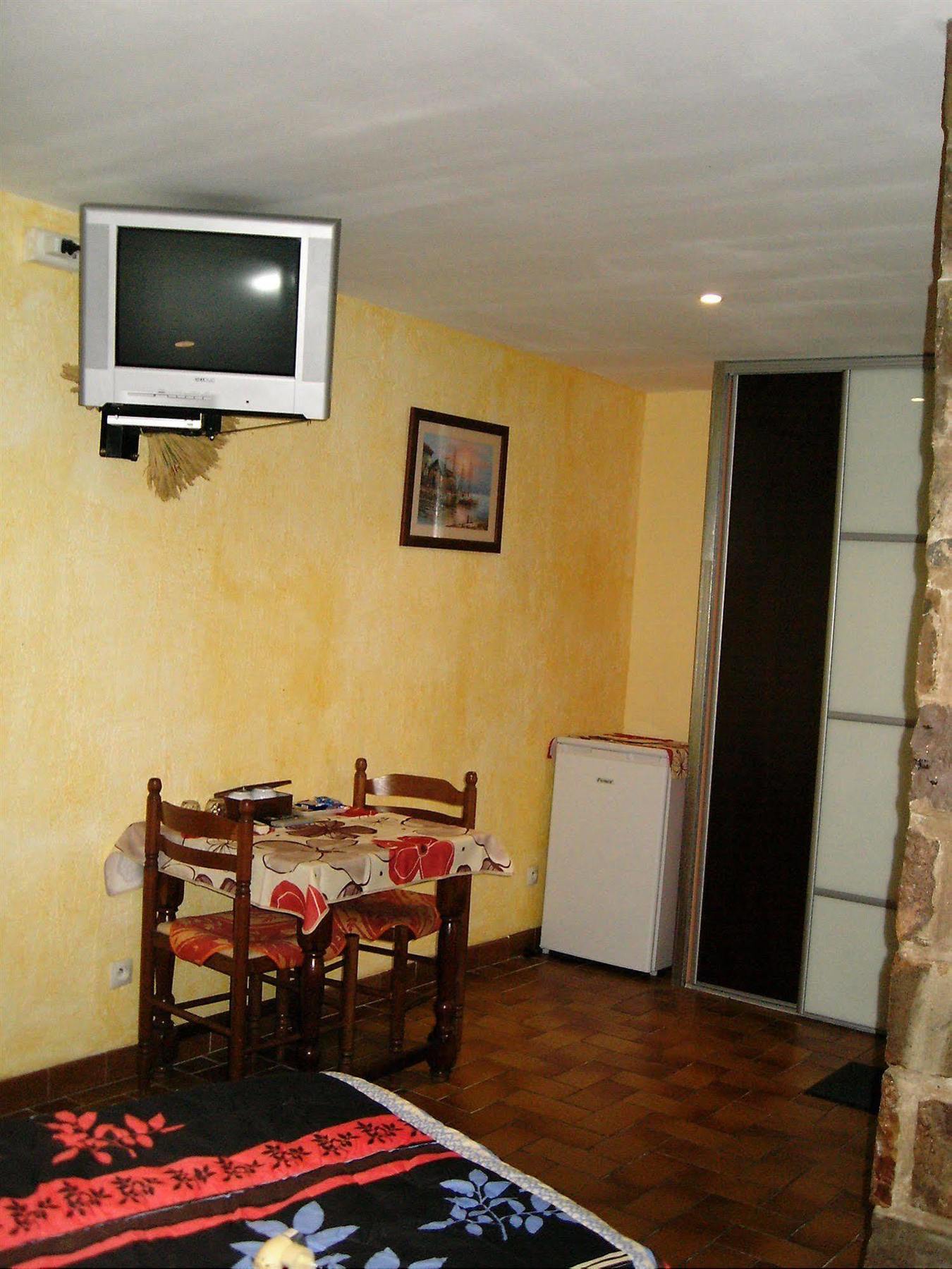 Mas Aurélia B&B Fréjus Esterno foto
