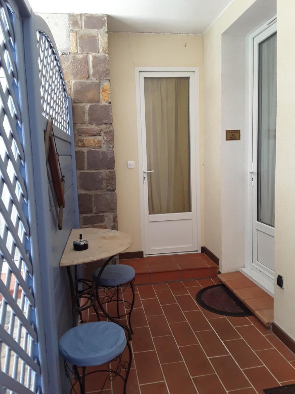 Mas Aurélia B&B Fréjus Esterno foto