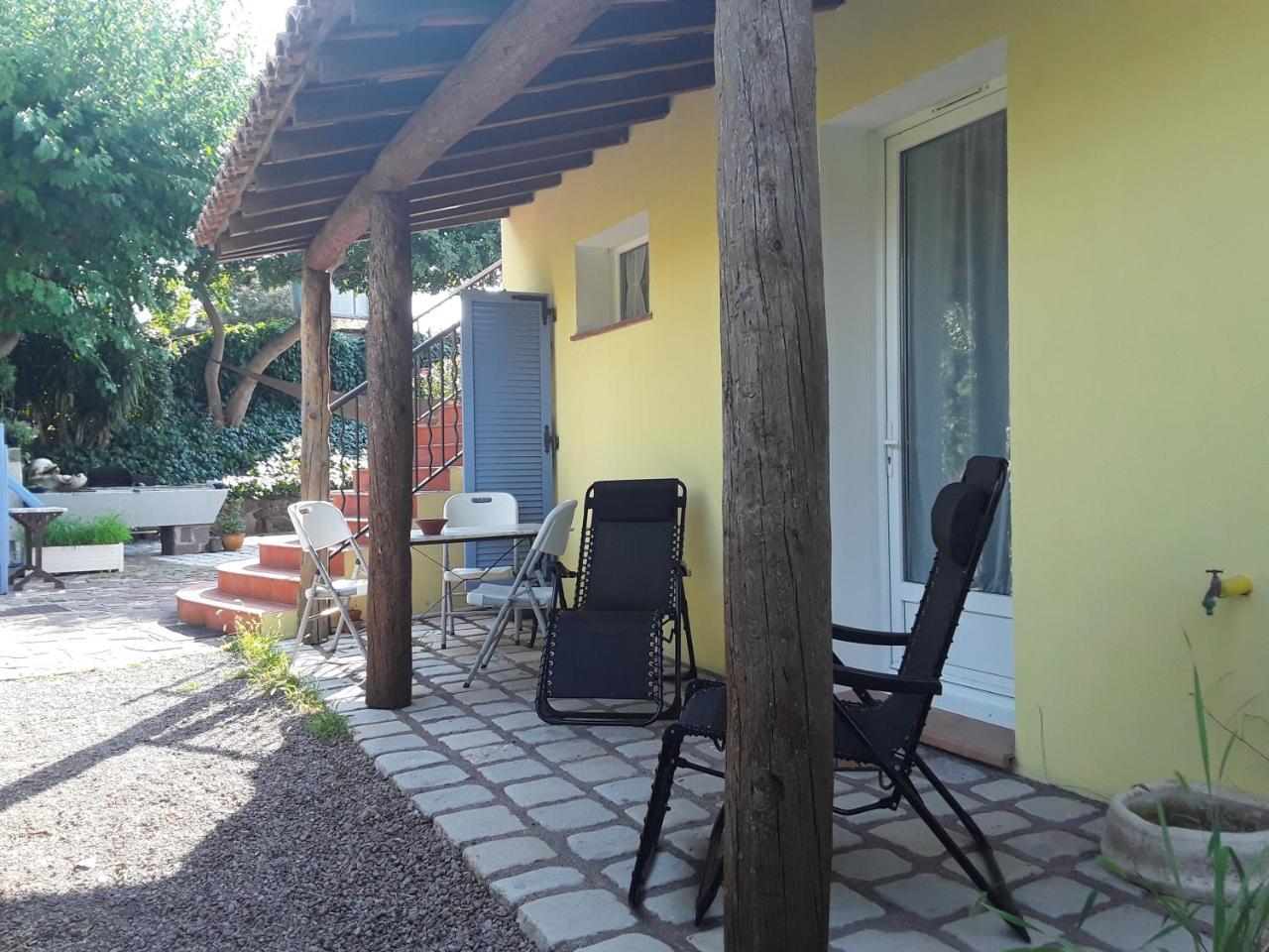 Mas Aurélia B&B Fréjus Esterno foto