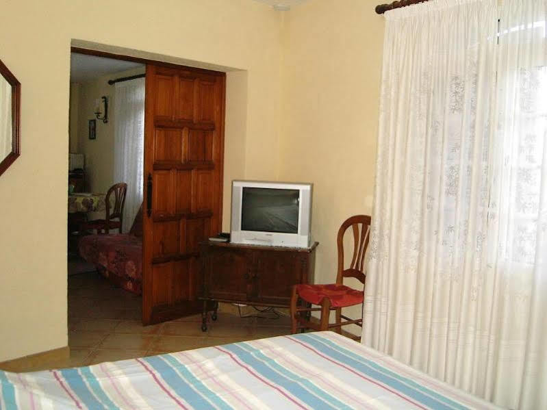 Mas Aurélia B&B Fréjus Esterno foto