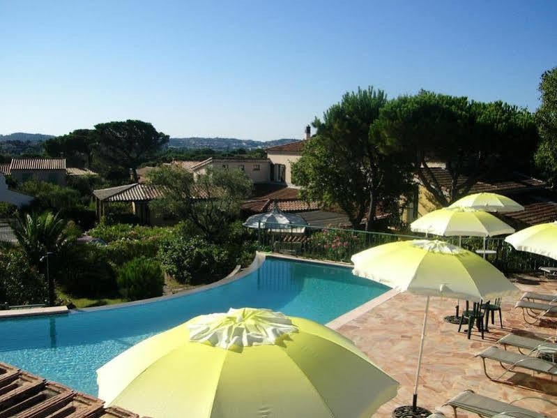 Mas Aurélia B&B Fréjus Esterno foto